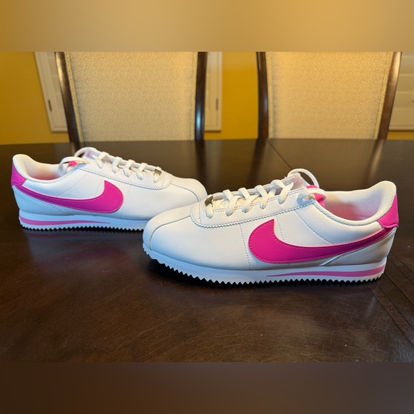 New Nike Cortez Leather White Pink Sneaker Shoes Size US 7Y - Picture 9 of 13